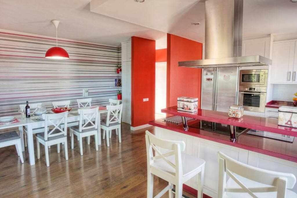Villa cobas con piscina y privada Triquivijate Exterior foto